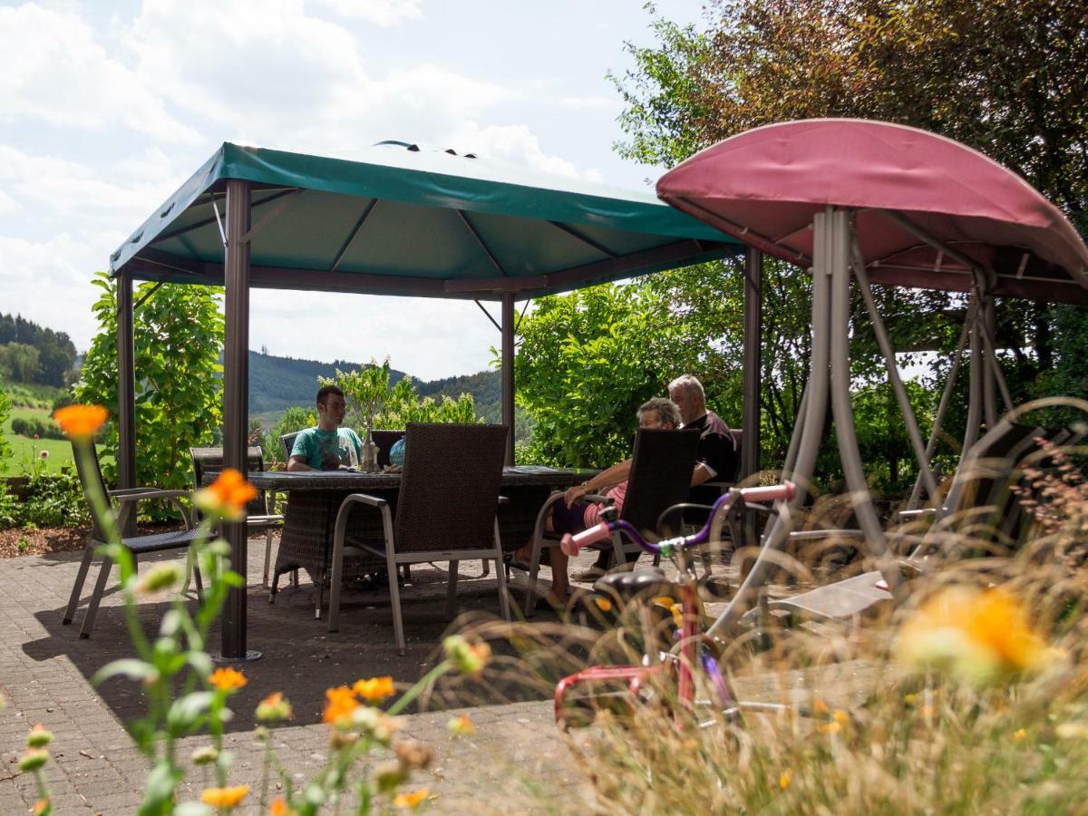 Bauernhofpension Wiebelhaus-Mester Lennestadt Extérieur photo